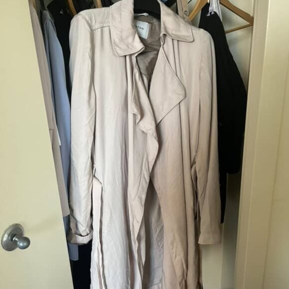 Babaton aritzia flowy trench coat - Picture 2 of 3